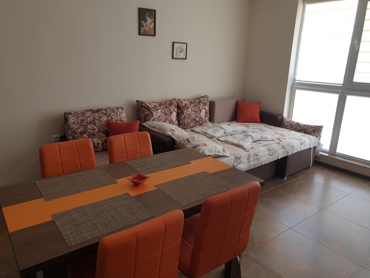 Апартаменти Кастро/Castro Apartments 茨雷沃 外观 照片