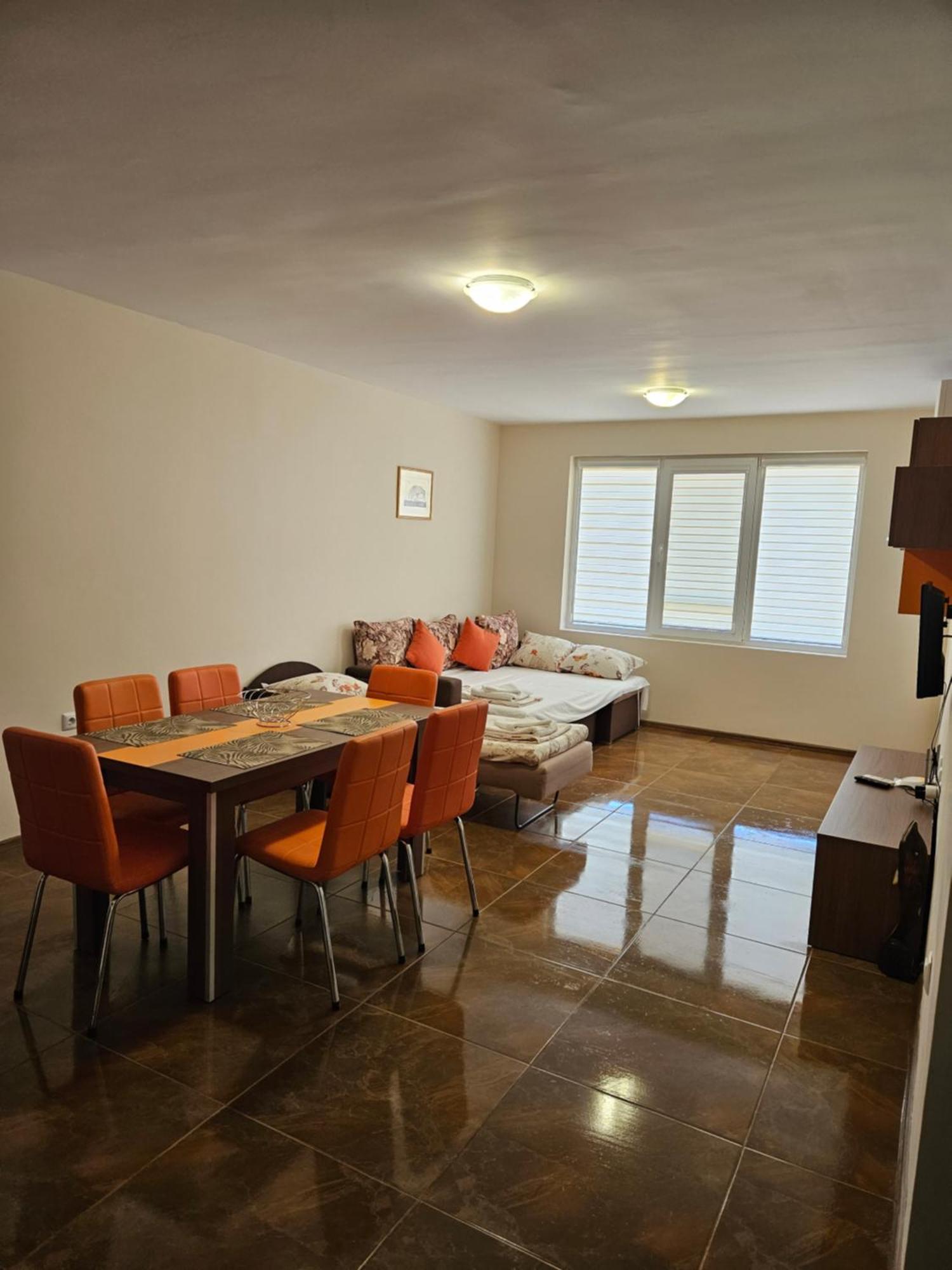 Апартаменти Кастро/Castro Apartments 茨雷沃 外观 照片
