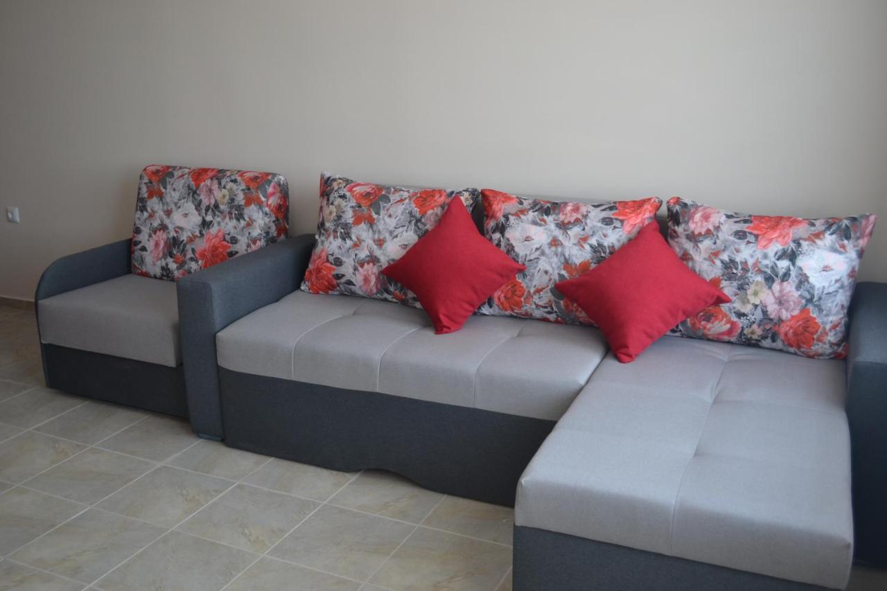 Апартаменти Кастро/Castro Apartments 茨雷沃 外观 照片
